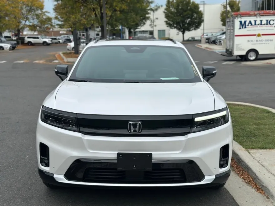 2025 Honda Prologue Touring photo 1