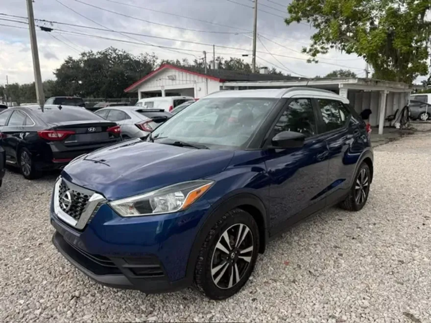 2018 Nissan Kicks SV photo 1
