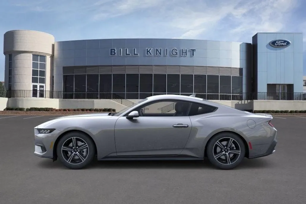 2025 Ford Mustang EcoBoost Premium photo 1