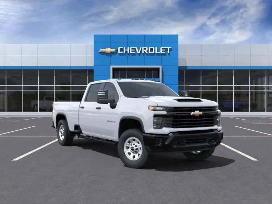2025 Chevrolet Silverado 3500HD photo 1