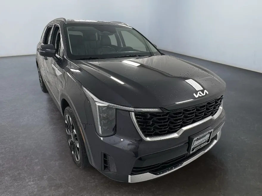 2026 Kia Sorento EX photo 1