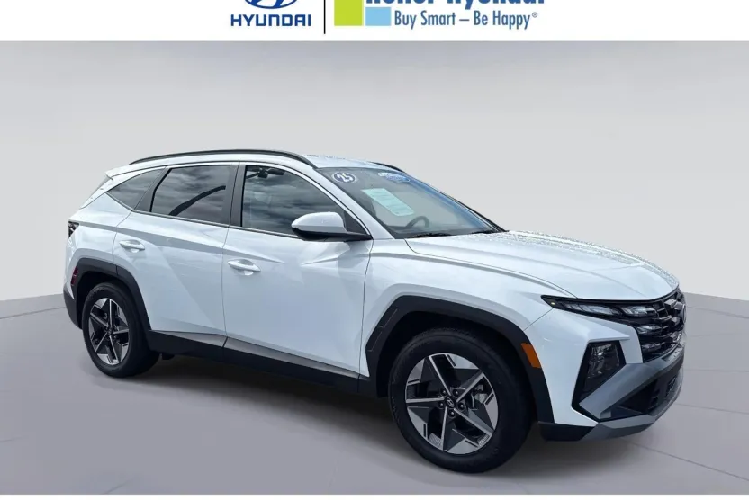 2025 Hyundai Tucson SEL photo 1