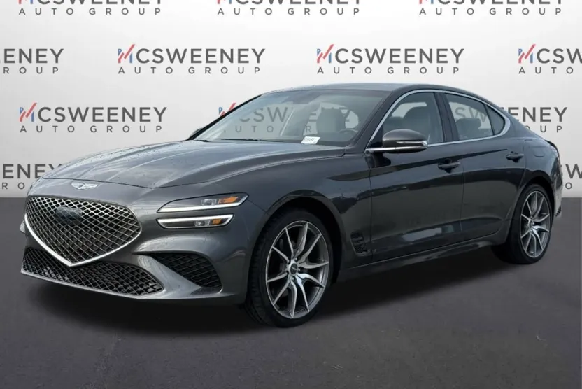 2023 Genesis G70 2.0T photo 1