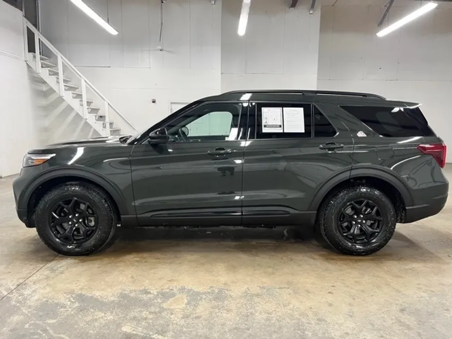 2023 Ford Explorer Timberline photo 1