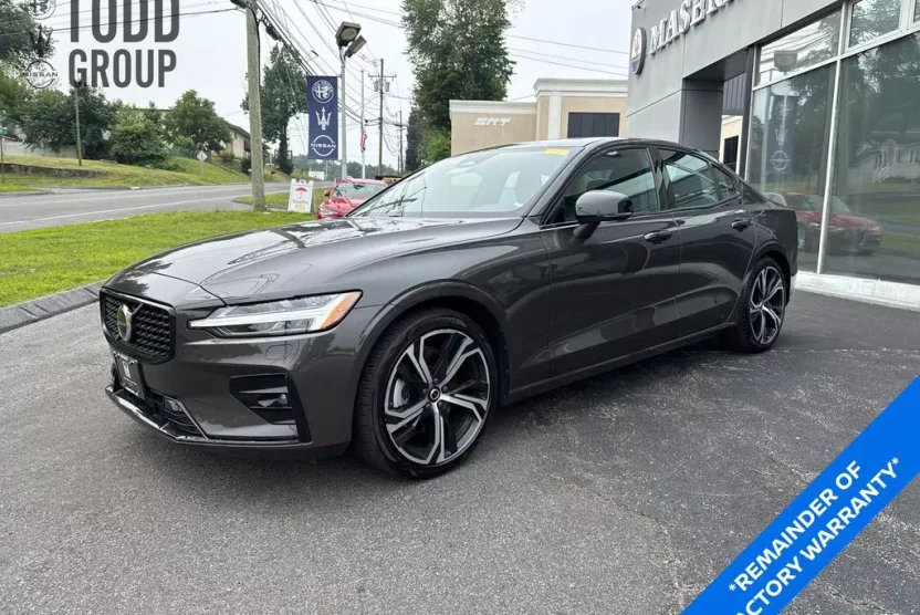 2025 Volvo S60 B5 AWD Core photo 1