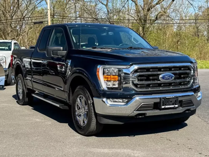2022 Ford F-150 XLT photo 1