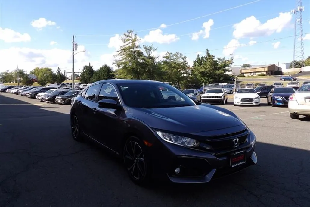 2017 Honda Civic Si photo 1