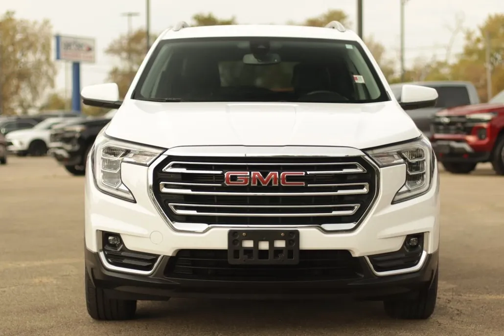 2023 Gmc Terrain SLT photo 1