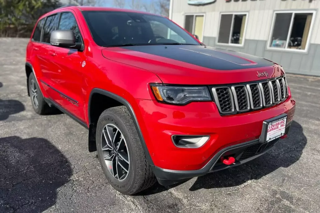 2017 Jeep Grand Cherokee Trailhawk photo 1
