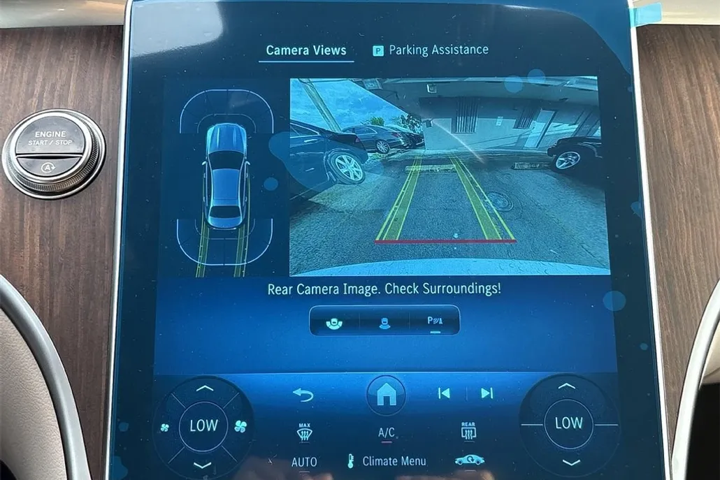 2025 Mercedes Benz C 300 photo 1
