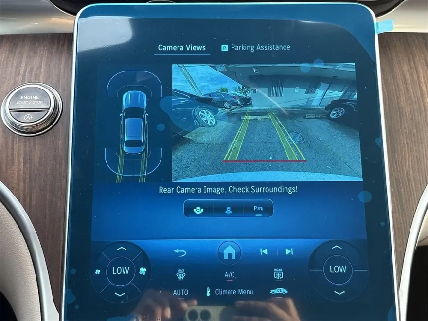 2025 Mercedes Benz C 300 photo 1
