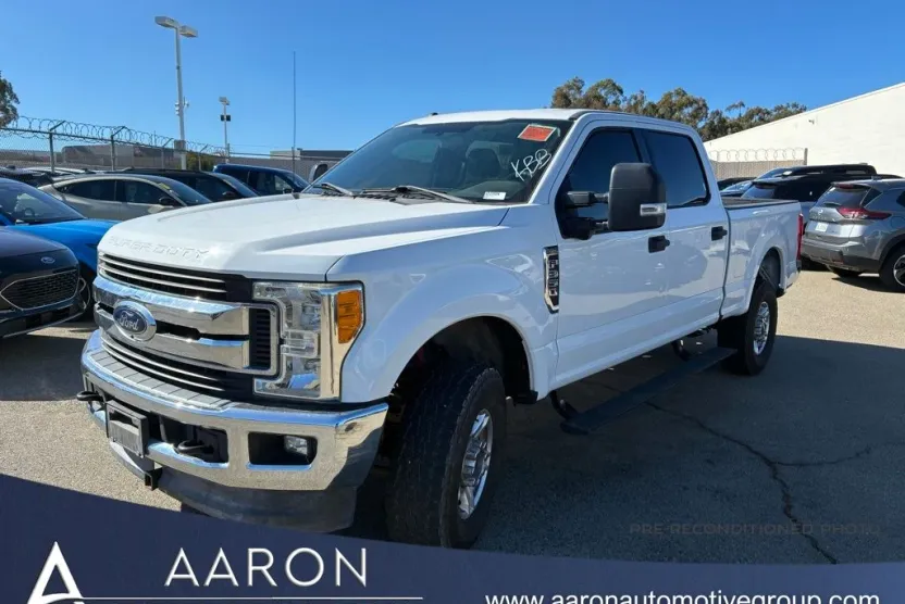 2017 Ford F-350 photo 1