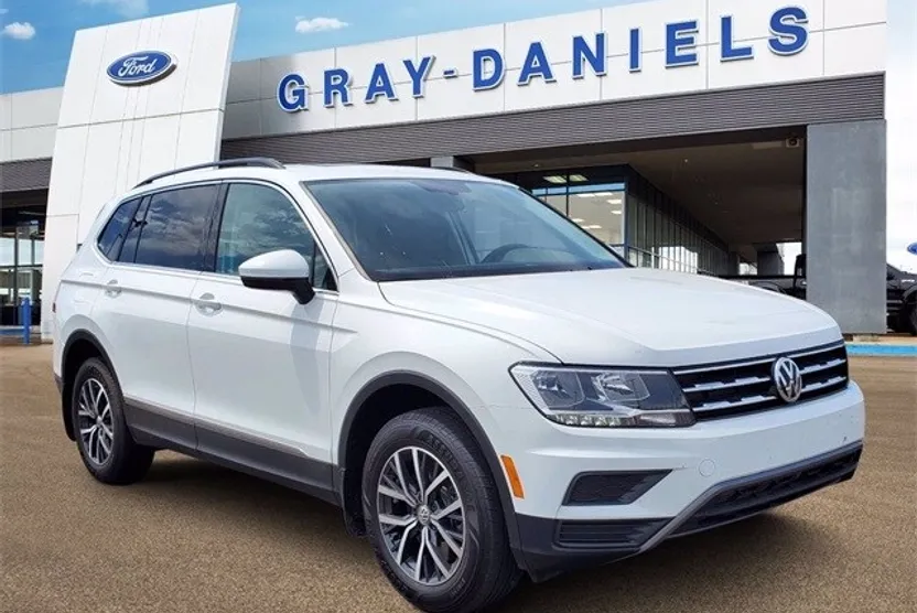 2020 Volkswagen Tiguan SE photo 1