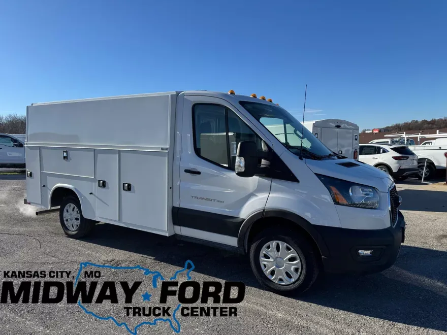 2024 Ford Transit photo 1