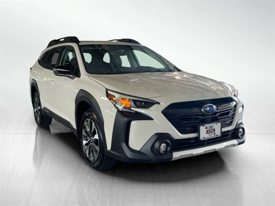 2025 Subaru Outback Limited XT photo 1