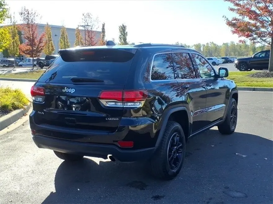 2020 Jeep Grand Cherokee Laredo E photo 1