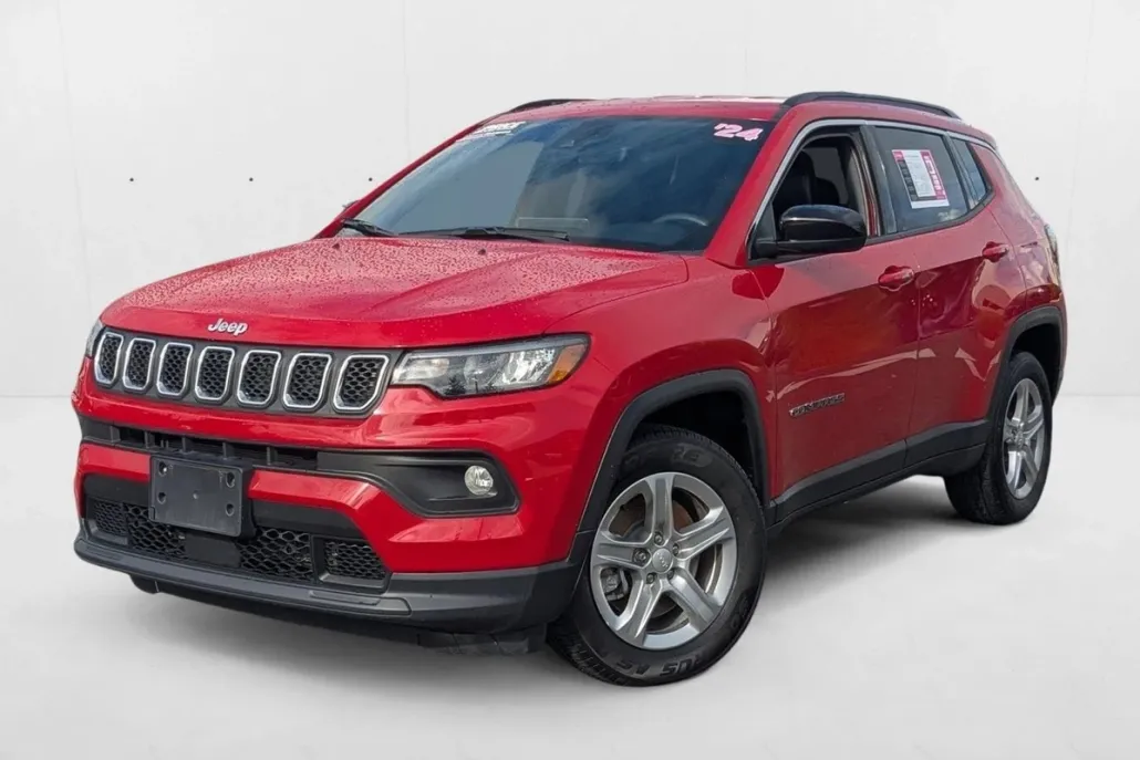 2024 Jeep Compass Latitude photo 1