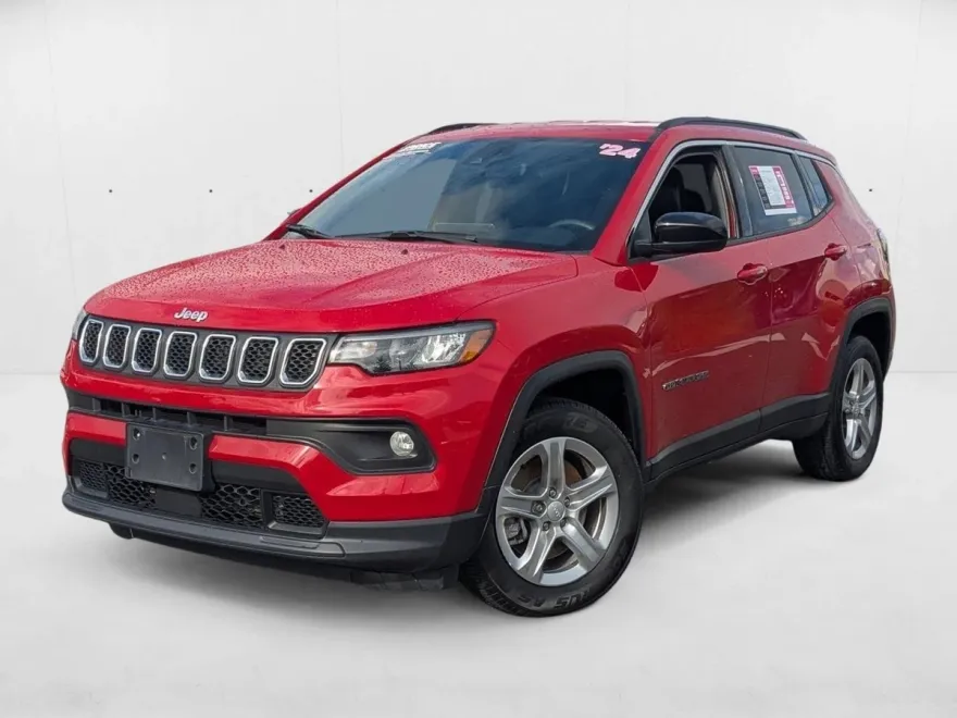 2024 Jeep Compass Latitude photo 1