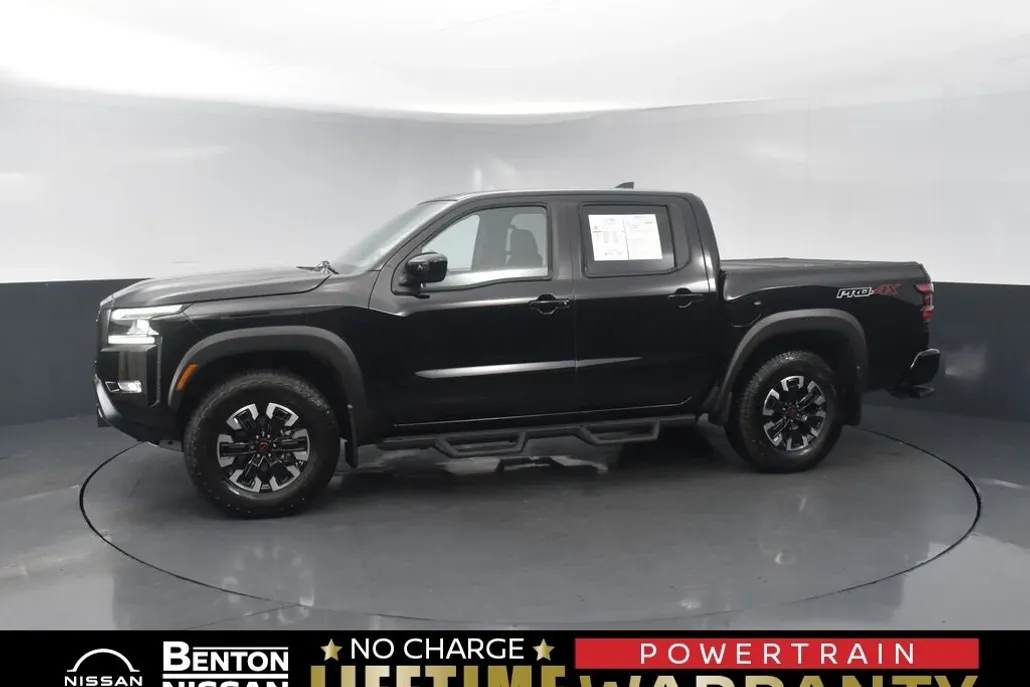 2024 Nissan Frontier PRO-4X photo 1