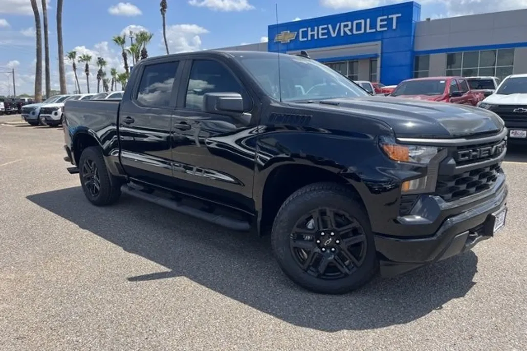 2026 Chevrolet Silverado 1500 Custom photo 1