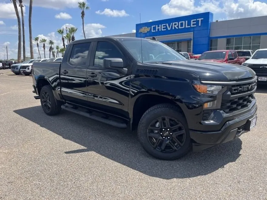 2026 Chevrolet Silverado 1500 Custom photo 1