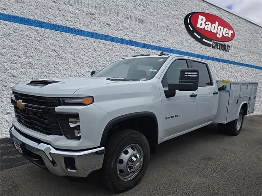 2025 Chevrolet Silverado 3500HD Work Truck photo 1