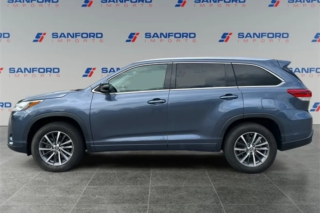 2018 Toyota Highlander XLE photo 1