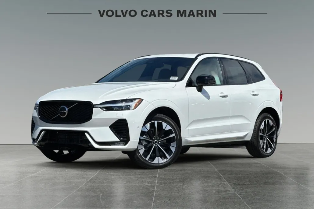 2026 Volvo XC60 B5 Plus photo 1