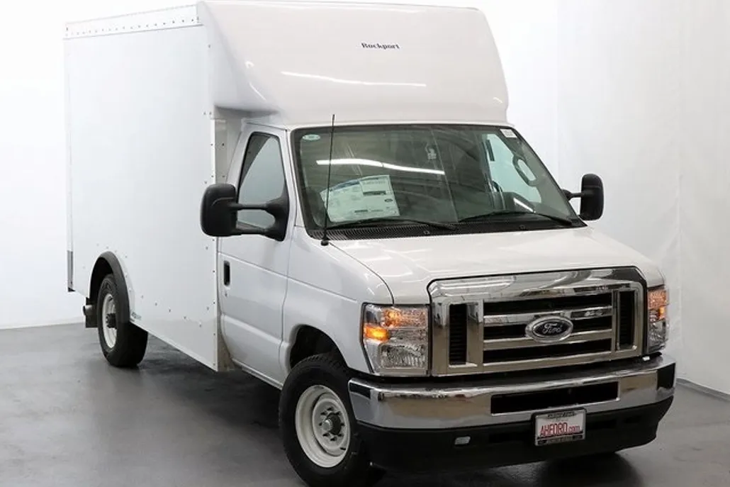 2025 Ford E-350 Base photo 1