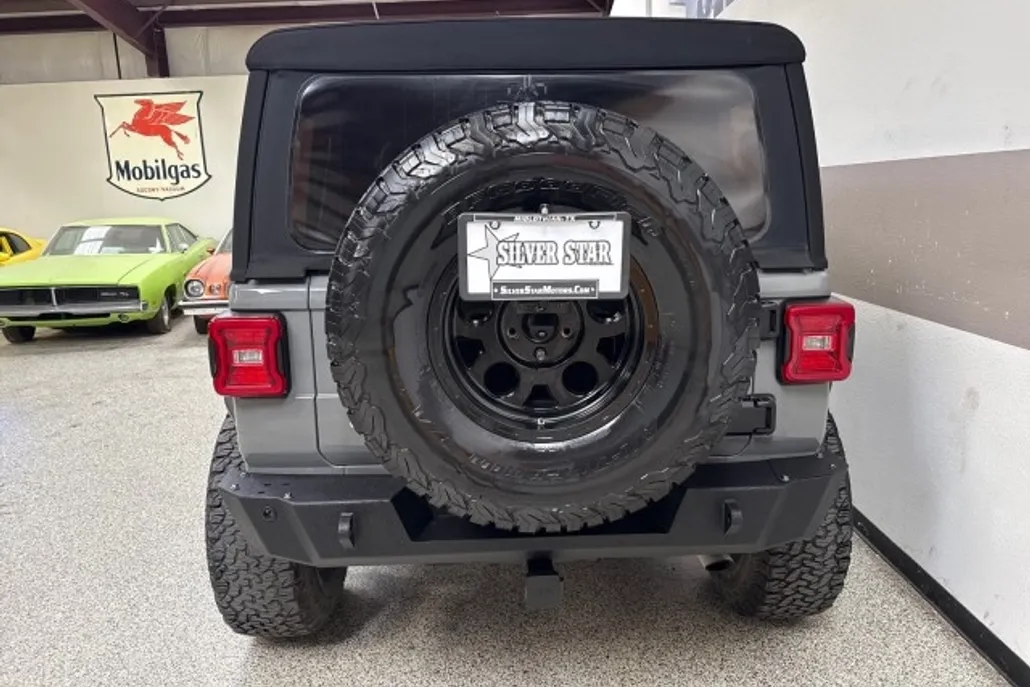 2018 Jeep Wrangler Unlimited Rubicon photo 1