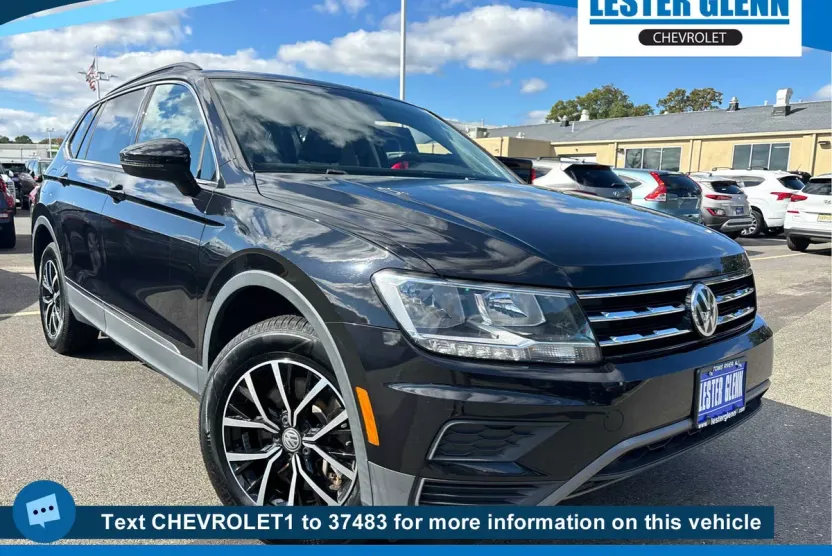 2021 Volkswagen Tiguan SE photo 1