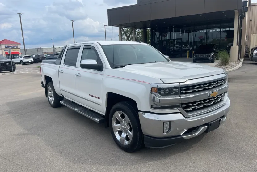 2018 Chevrolet Silverado 1500 LTZ photo 1