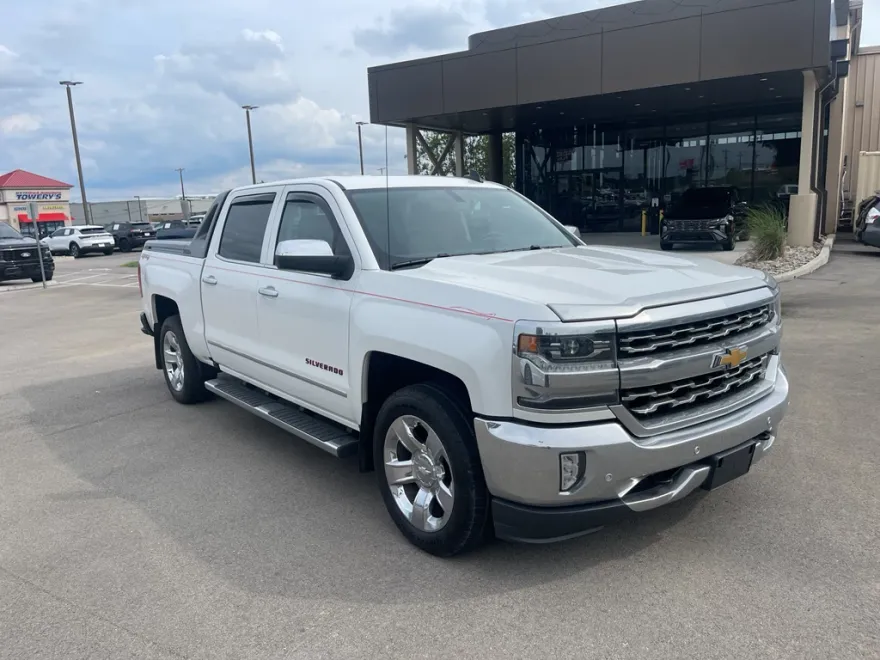 2018 Chevrolet Silverado 1500 LTZ photo 1