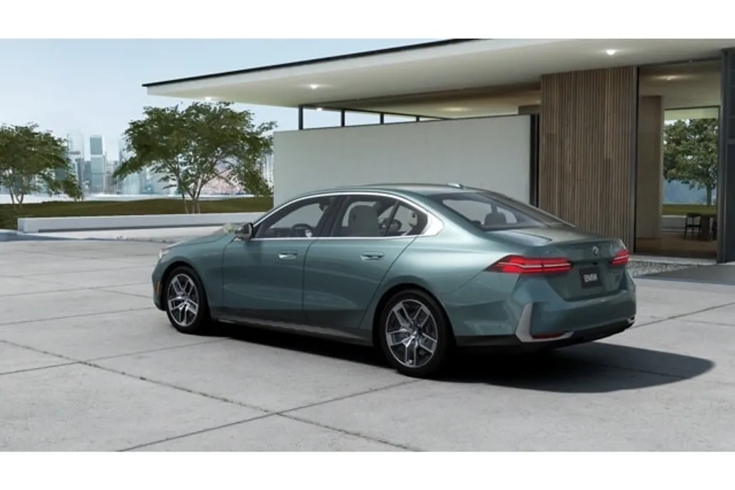 2026 Bmw 540i xDrive photo 1