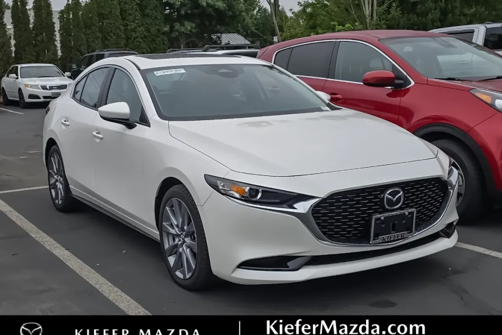 2025 Mazda Mazda3 2.5 s Preferred photo 1