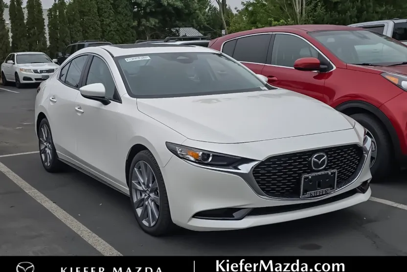 2025 Mazda Mazda3 2.5 s Preferred photo 1