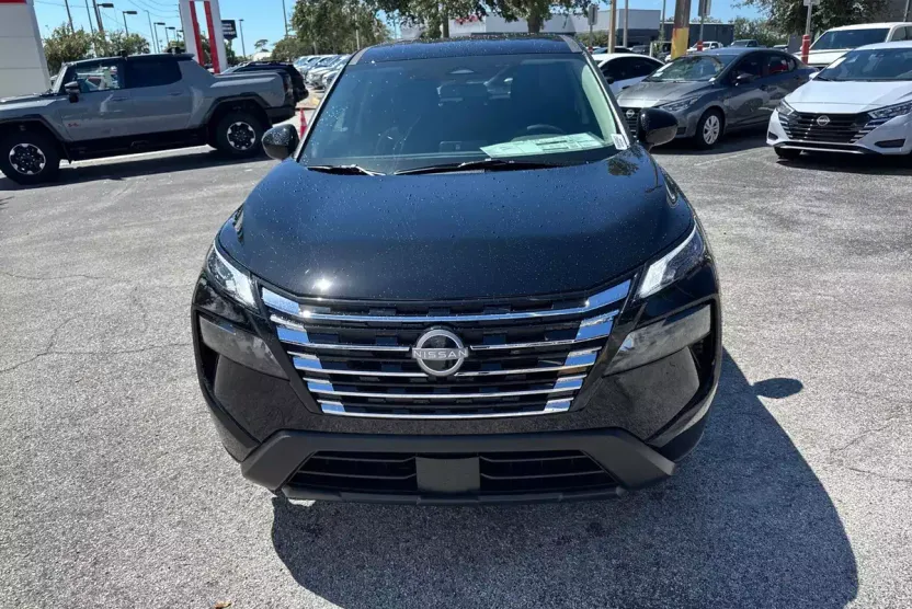2026 Nissan Rogue SV photo 1