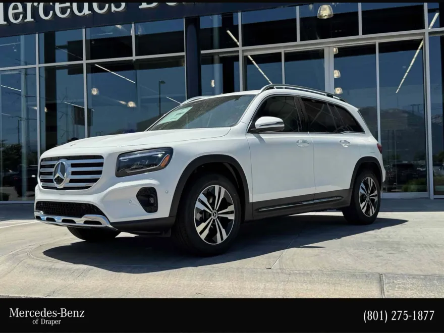 2025 Mercedes Benz GLB 250 4MATIC photo 1