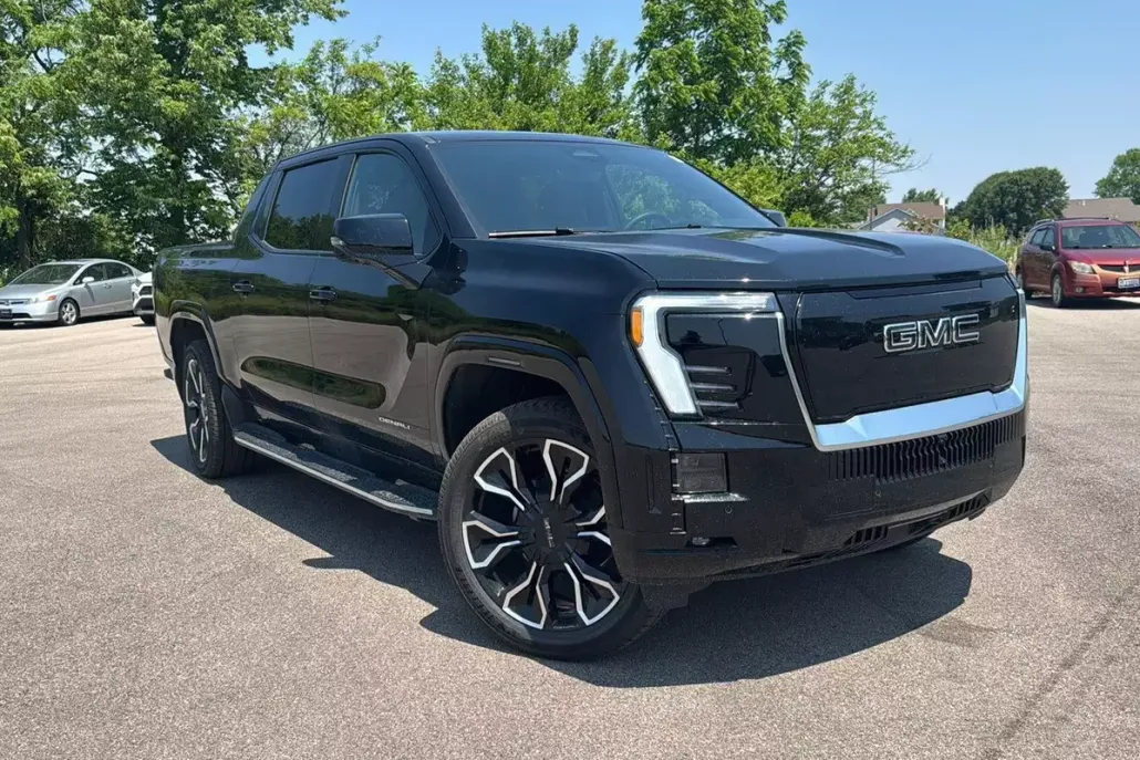 2025 Gmc Sierra EV Denali photo 1