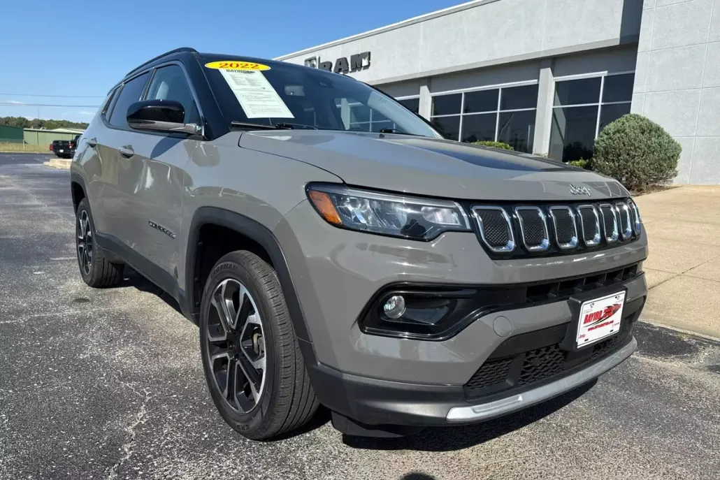 2022 Jeep Compass Limited photo 1