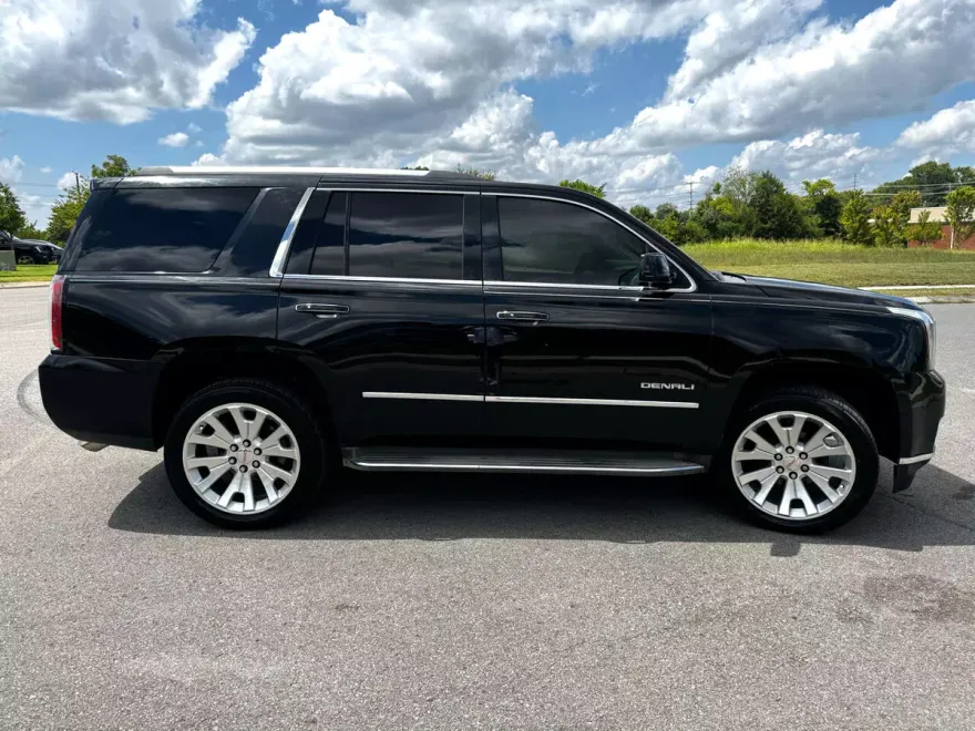 2015 Gmc Yukon Denali photo 1