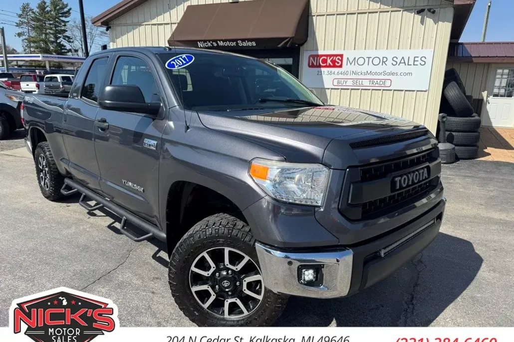 2017 Toyota Tundra TRD Pro photo 1
