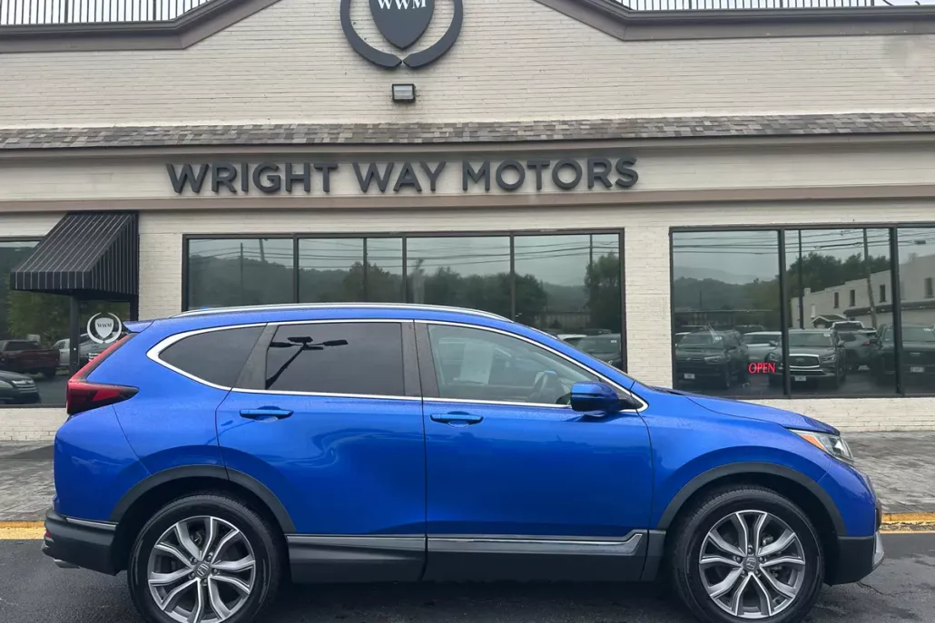 2022 Honda CR-V Touring photo 1