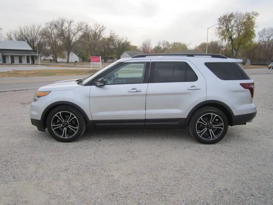 2013 Ford Explorer Sport photo 1