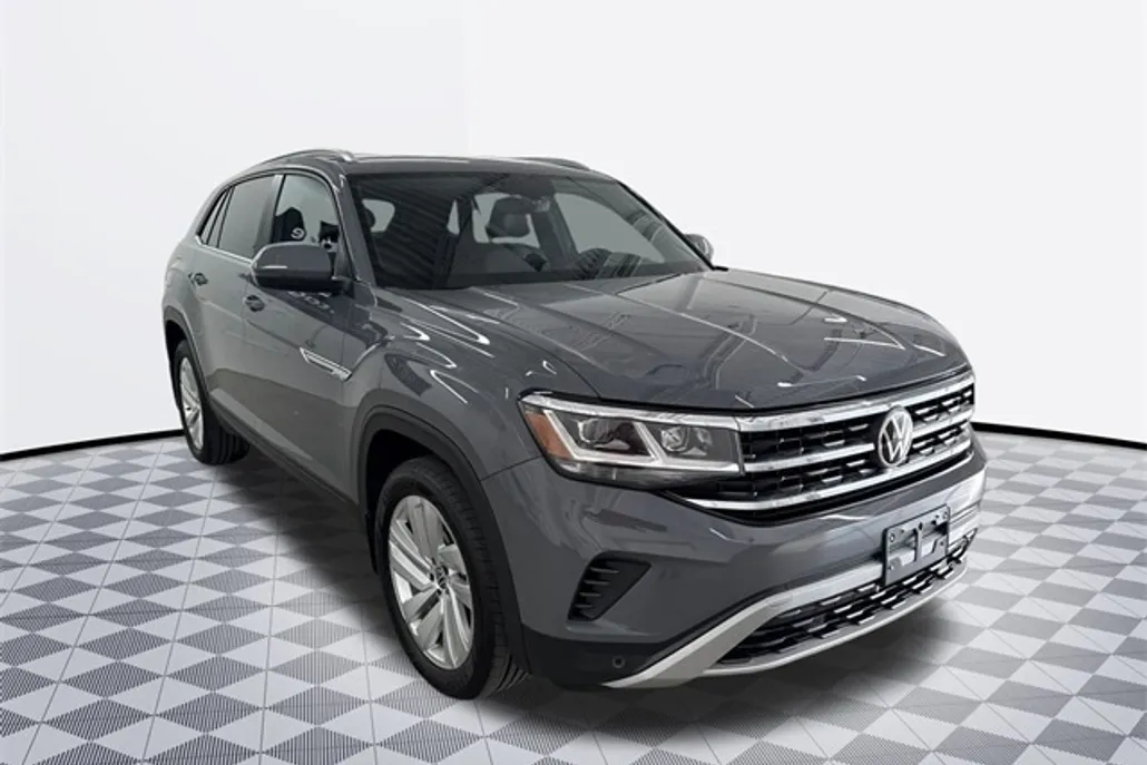 2022 Volkswagen Atlas Cross Sport V6 SE Technology photo 1