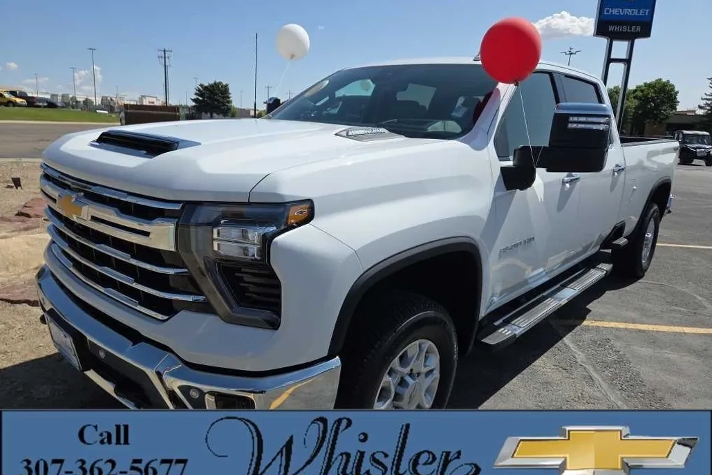 2025 Chevrolet Silverado 3500HD LTZ photo 1