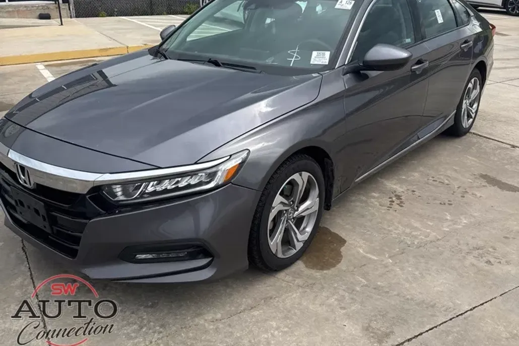 2020 Honda Accord EX photo 1
