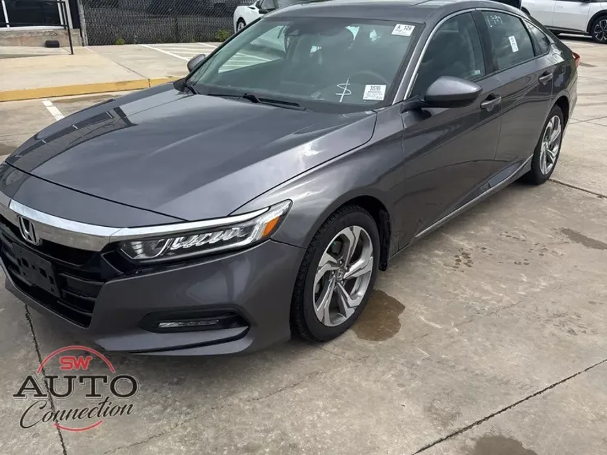 2020 Honda Accord EX photo 1