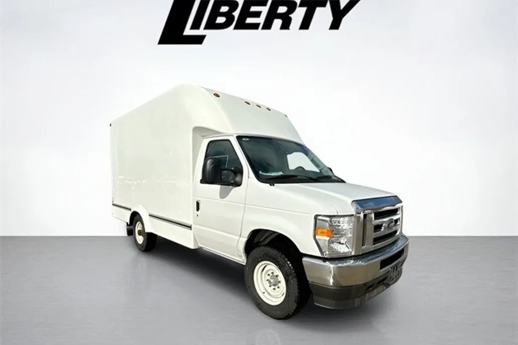 2025 Ford E-350 Base photo 1