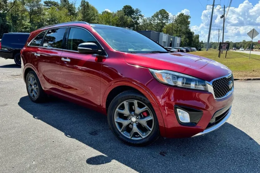 2016 Kia Sorento SX Limited V6 photo 1